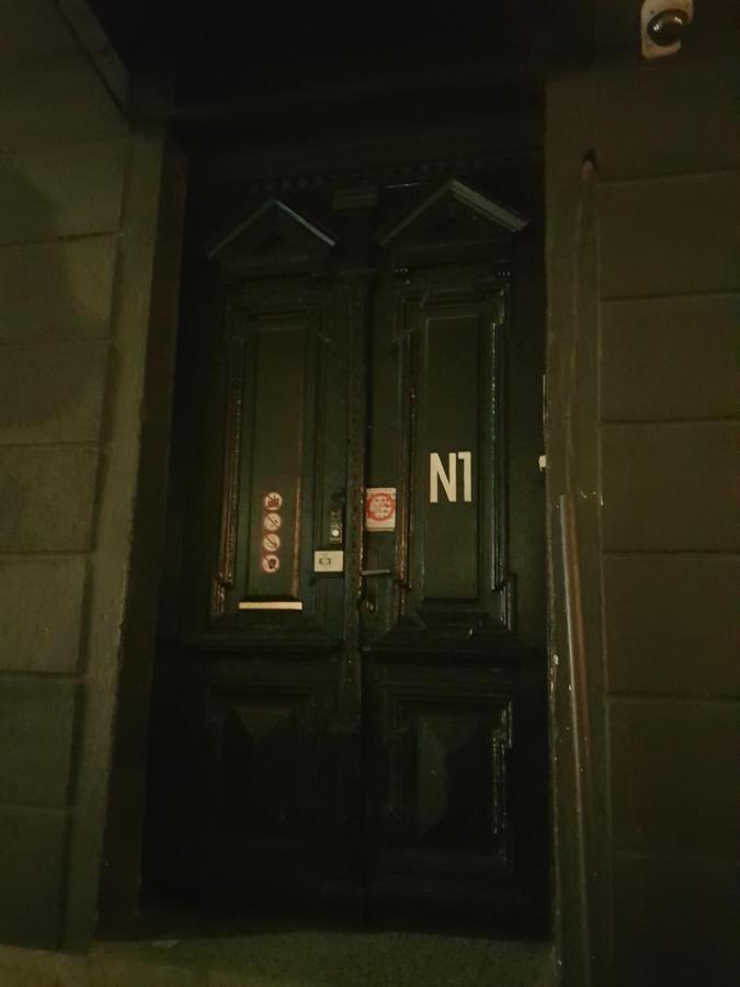 "No Party & Many Rules" Hostel N1 โซเฟีย ภายนอก รูปภาพ